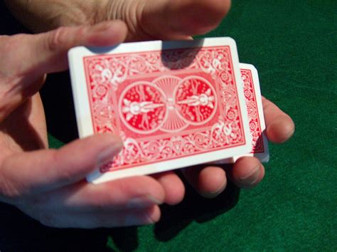 There are several different ways to shuffle cards, from a simple overhand shuffle to the more advanced hindu shuffle or riffle shuffle. How to Shuffle the Cards
