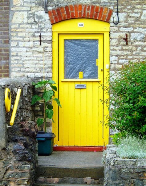 The best paint for exterior doors is. Make a Dramatic First Impression: 15 Painted Front Doors