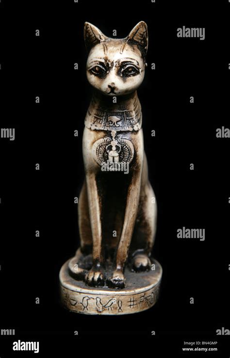 Bastet Egyptian Cat Goddess Statue In Studio Stock Photo Alamy