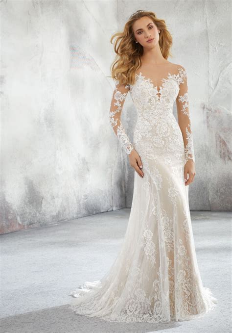 Find cheap wedding dresses under $100 dollars in beautiful simple designs to glamorous gowns, at david's bridal! Lorraine Wedding Dress | Style 8276 | Morilee