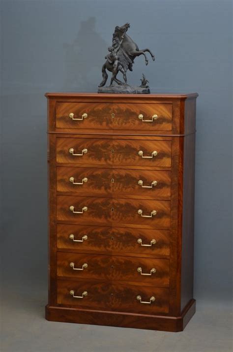 Antique Mahogany Chest Of Drawers Antiques Atlas