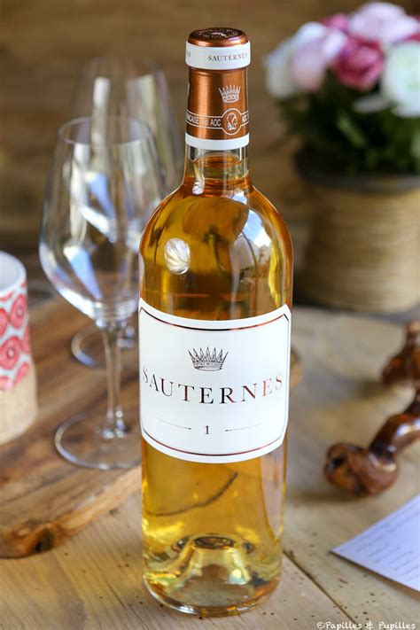 Sauternes resides within graves, the only region other than médoc with wines classed in the bordeaux 1855 classification. Château d'Yquem dans une version Sauternes, on the rocks