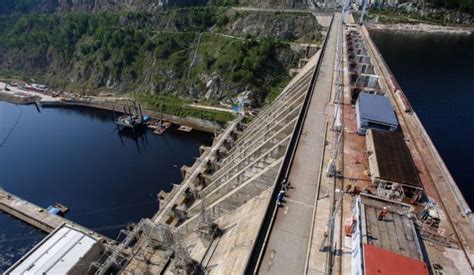 Bendunganini adalah salah satu dari 6 bendungan yang ada di sungai missouri. 10 Empangan Paling Besar Di Dunia | Iluminasi