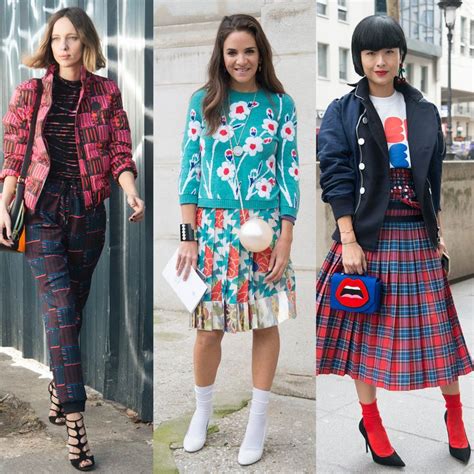 Street Style That Proves You Can Mix And Match Bold Prints Color Matching Clothes Fashion