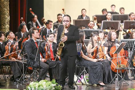 Ông được biết đến trong lịch sử việt nam với việc chỉ huy quân đội đánh tan hai cuộc xâm lược. Saxophone Trần Mạnh Tuấn "phiêu" với nhạc Trịnh