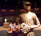 Midwest Traveler: Kansas City baseball museum pays tribute to the Negro ...