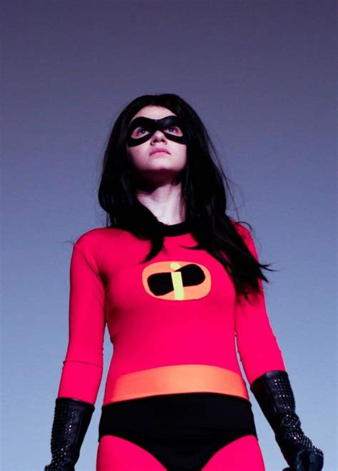 Violet Parr Cosplayed By Lioness