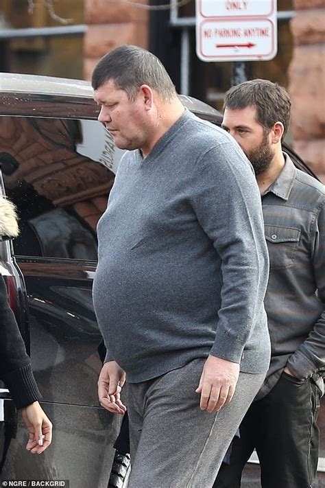 James packer, who was born (8 september 1967) and brought up in new south wales, australia is an australian citizen by birth. James Packer cuts a very casual figure as he arrives in Aspen for Christmas | Daily Mail Online