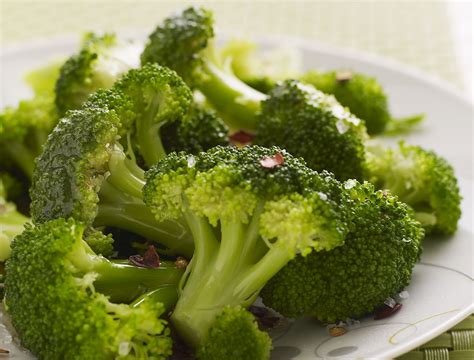 Vegan Broccoli With Garlic Sauce Recipe
