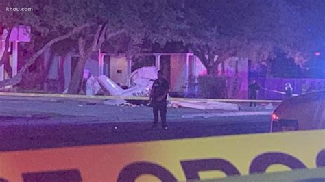 3 Dead After Plane From Sugar Land Crashes In San Antonio