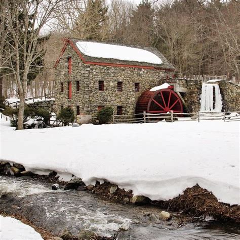 Slide Show The Wayside Inn Grist Mill And Grounds In Sudbury