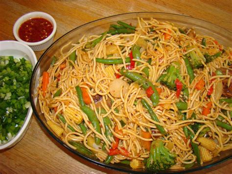 Chinese food staples such as rice, soy sauce, noodles, tea, chili oil, and tofu, and utensils such as chopsticks and the wok, can now be found worldwide. Noodles Wallpapers High Quality | Download Free