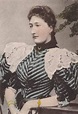 Princess Clémentine wearing lace epaulettes | Grand Ladies | gogm