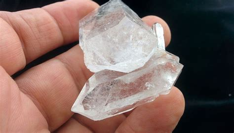 Cuarzo Blanco Piedra Cristal De Roca Propiedades Y Usos Terapéuticos