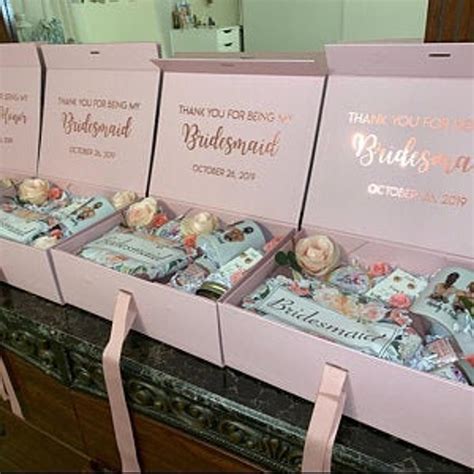 Must Know Bridesmaids Gifts For Wedding For You Wedngid