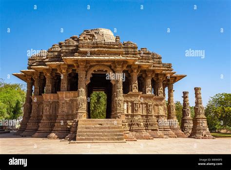 Sun Temple Of Modhera Gujarat India Stock Photo Alamy