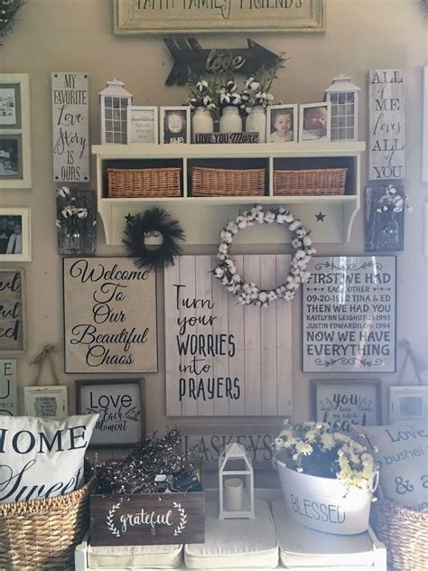 Pin by Tina Laskey on Country and farmhouse decor and wall gallery ...
