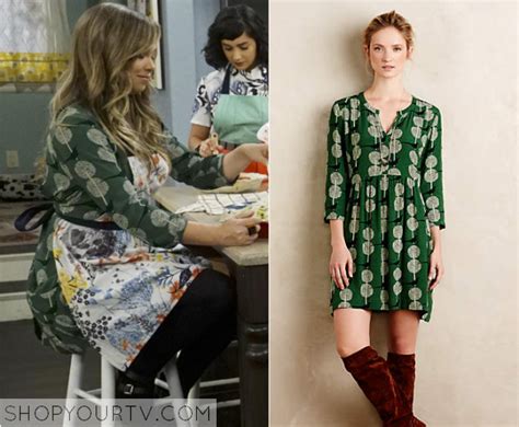 Last Man Standing Season 5 Episode 9 Kristins Green Print Dress