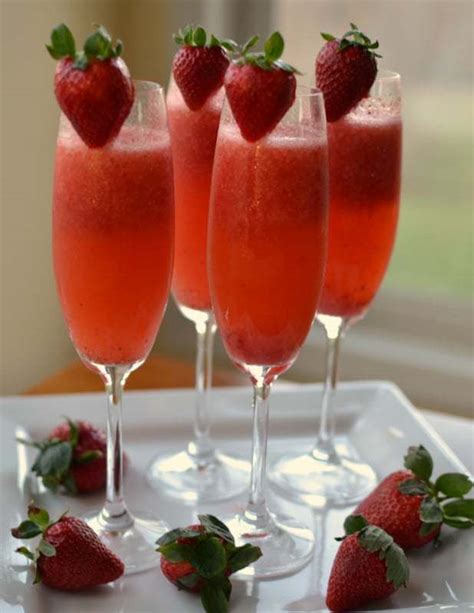 Easy Frosty Strawberry Mimosas Small Town Woman