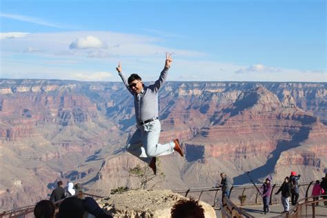 Captured Moment Of A Very Happy Man At The Grand Canyon Rfunny