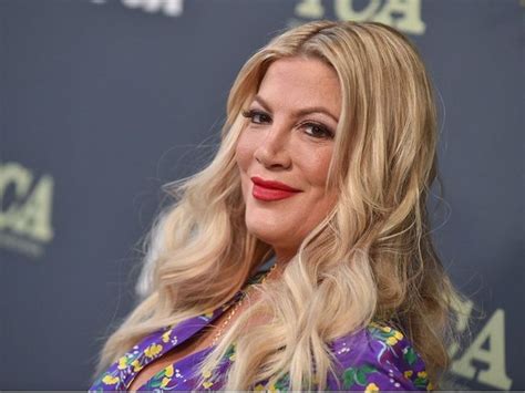 get your boobs redone daughter advises tori spelling to get breast enlargement toronto sun