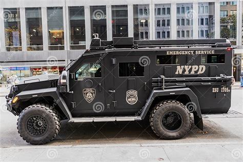 New York City Usa November 11 2023 Police Emergency Rescue Vehicle