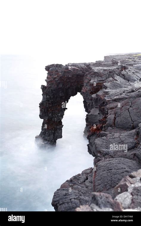 Holei Sea Arch Chain Of Craters Road Hawai I Volcanoes National Park Big Island Hawaii Usa