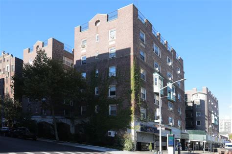 110 48 111 72 Queens Blvd Apartments Forest Hills Ny Apartments For Rent