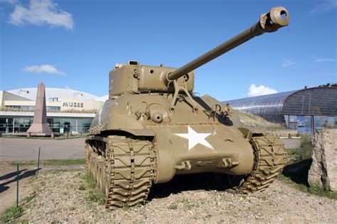 N3d land films, n3d land productions genre: normandie-d-day-invasie-landingsstrand-utah-sherman-tank ...