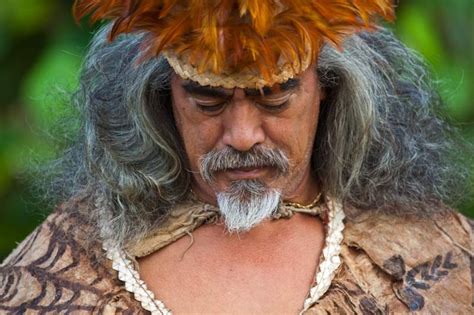 Island Man Island Man Hair Styles Traditional Dresses