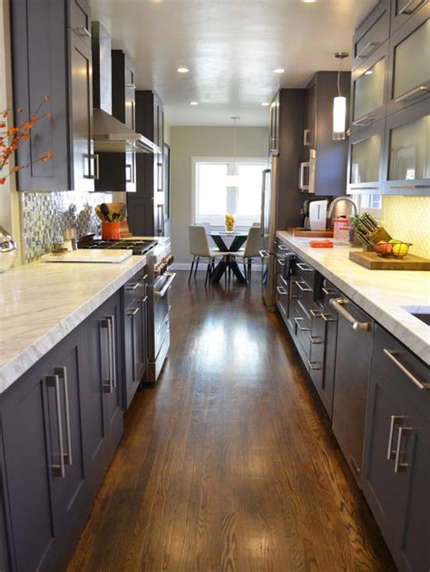 Your premier source for new kitchen cabinets sacramento replacement & installation. Grey Galley Shaker Kitchen - Sacramento