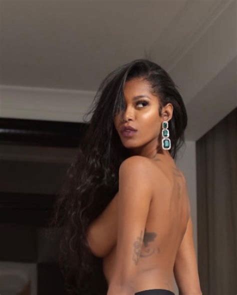 Jessica White Nude And Sexy Photos Video The Fappening
