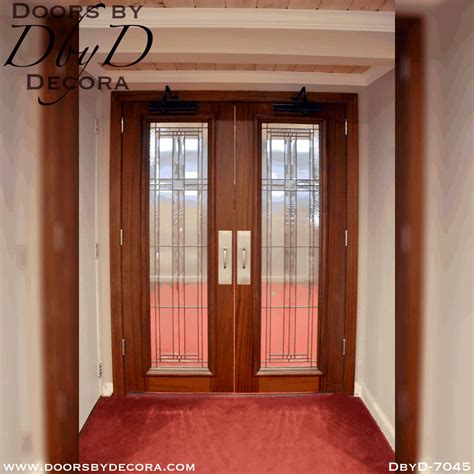 Interior Double Doors For A Church Image To U