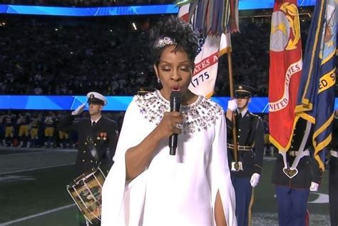 Gladys Knight Stuns Super Bowl Crowds With Soulful Rendition Of
