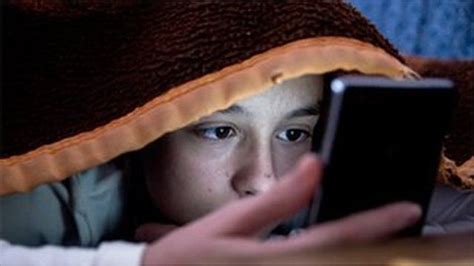 Lockdown Sexting Blackmail Concerns For Young People Sharing Images