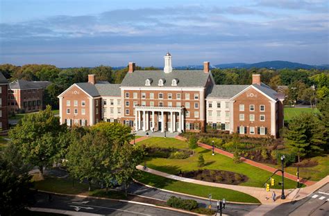 New College House — Robert Am Stern Architects Llp