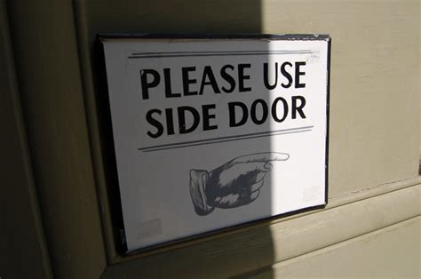 Please Use Side Door Arrow Flickr Photo Sharing