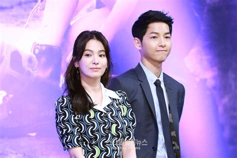 Watch and download descendants of the sun with english sub in high quality. Song Joong Ki and Song Hye Kyo Swept Up in Dating Rumors ...