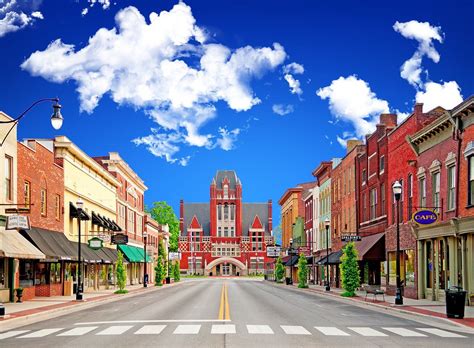 12 Charming Small Towns In The South | TripAdvisor Vacation Rentals