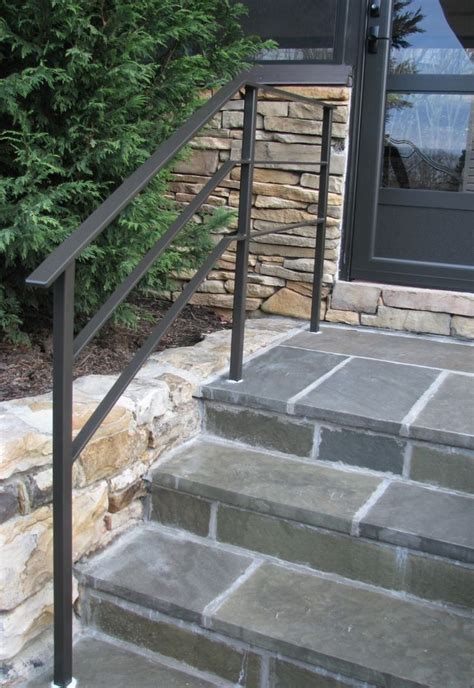 Aluminum outdoor stair railings railing system ideas & diy. Found on Google from pinterest.com | Railings outdoor ...