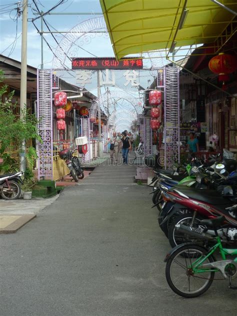 Clan jetties of penang is a beautiful village built on the wooden stilts and is named as a famous tourist destination. Antique Entrance Malaysia Georgetown Penang Clan Jetties ...
