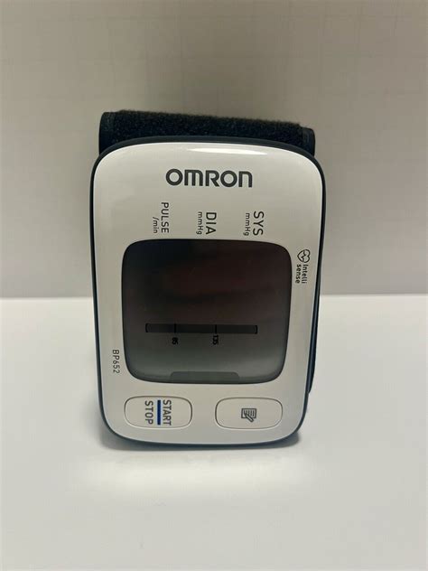 Omron Bp652 Wrist Blood Pressure Monitor 7 Series With Travel Case Ebay