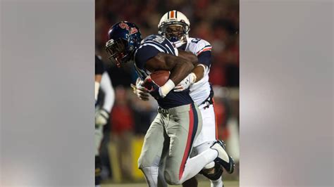 Mississippis Treadwell Has Surgery To Repair Broken Leg Dislocated Ankle Fox News