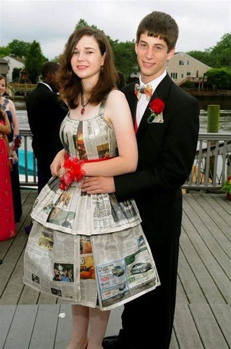 Funny Hilarious Prom Pics Of People Part 3 20 Photos Xaxor Prom Photos Worst Prom