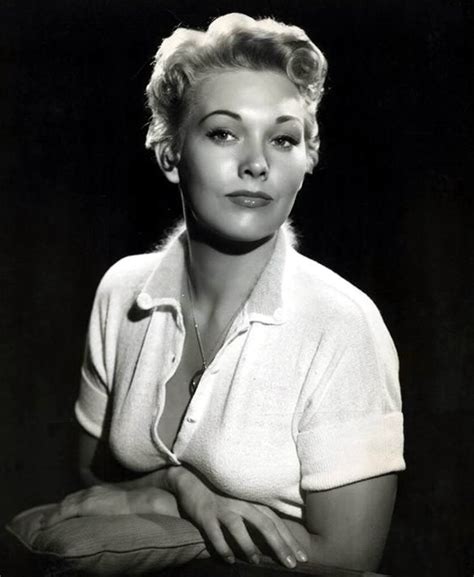 Picture Of Kim Novak