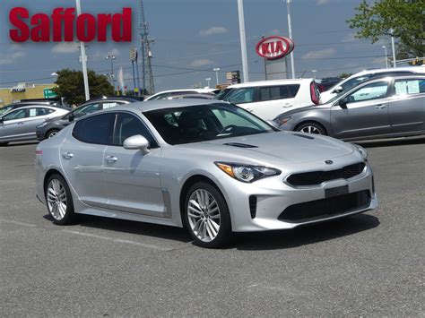 If it's got wheels and an engine, i want to drive it or ride it, and then write about it. Pre-Owned 2018 Kia Stinger Base RWD All Wheel Drive 4dr Car