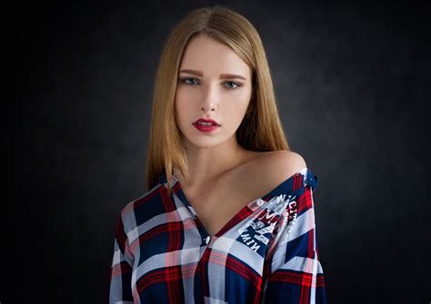 Wallpaper Model Brunette Blue Eyes Looking At Viewer Red Lipstick Face Portrait Plaid