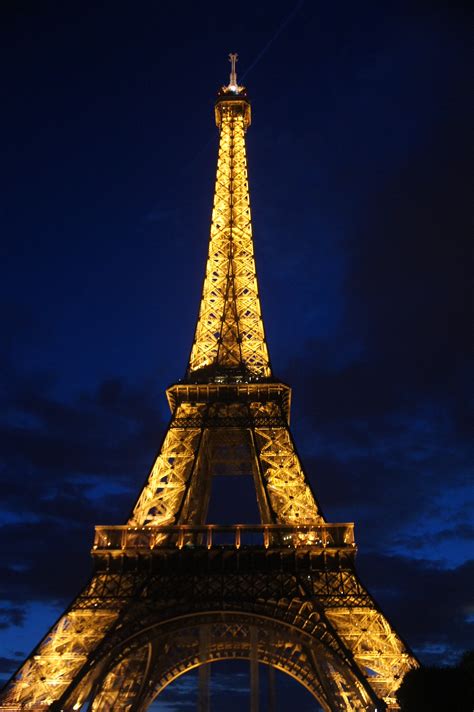 Photo Gallery Eiffel Tower At Night