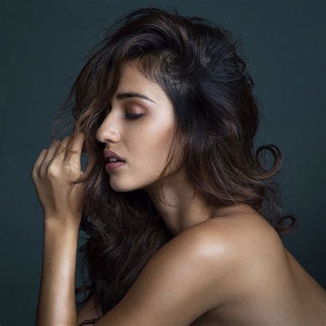 Hot Half Nude Pictures Of Disha Patani Bikini Clad Collection