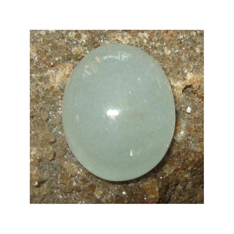 Batu Mulia Natural Aquamarine Oval Cabochon 469 Carat